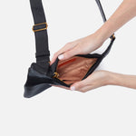 Bodhi Sling In Pebbled Leather - Black