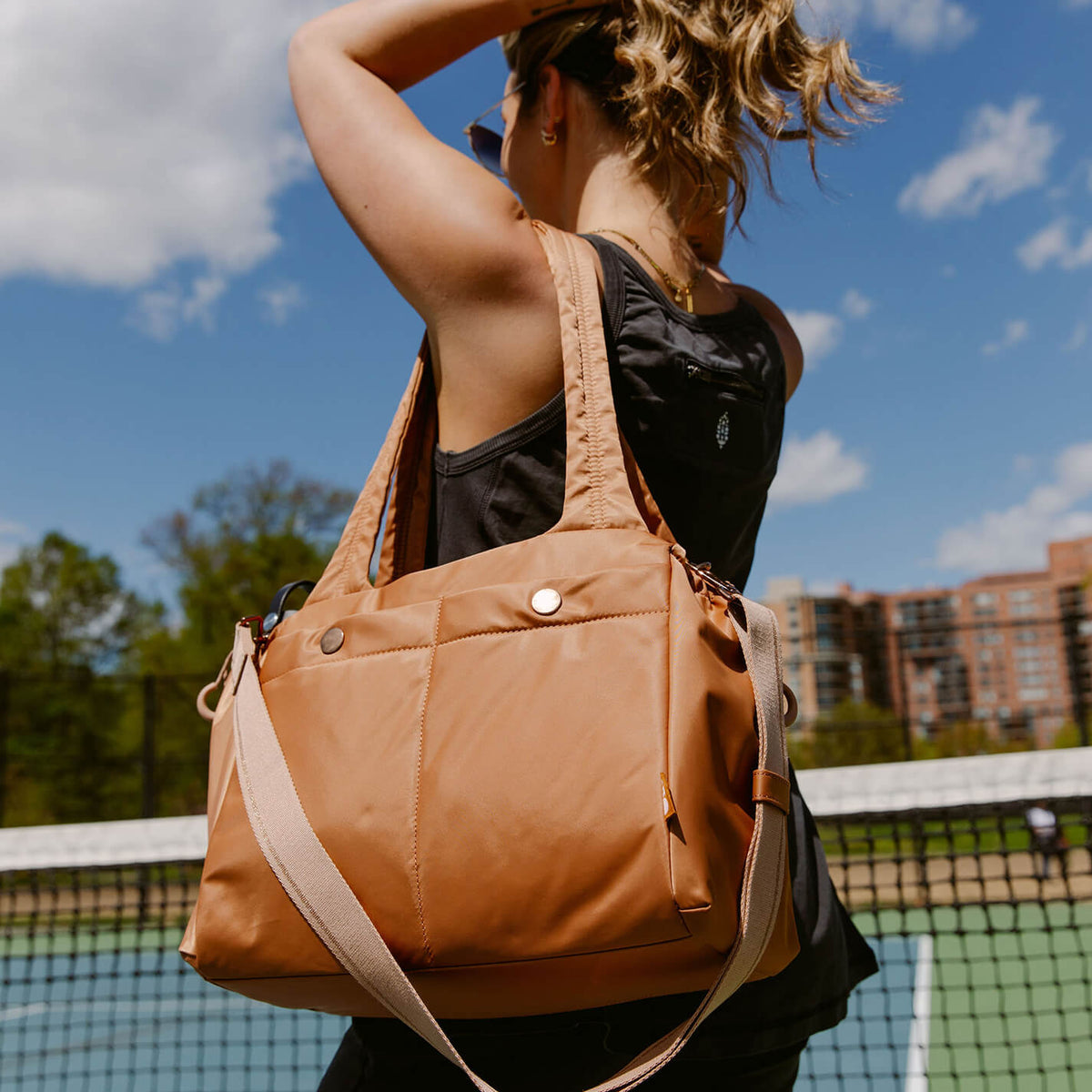 ALL IN ONE Tote in CaRefiber recycled nylon - Dune