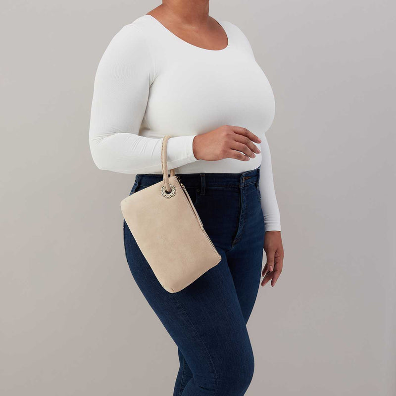 Daisy Daze Large Wristlet in Buffed Leather - Frosted Pearl