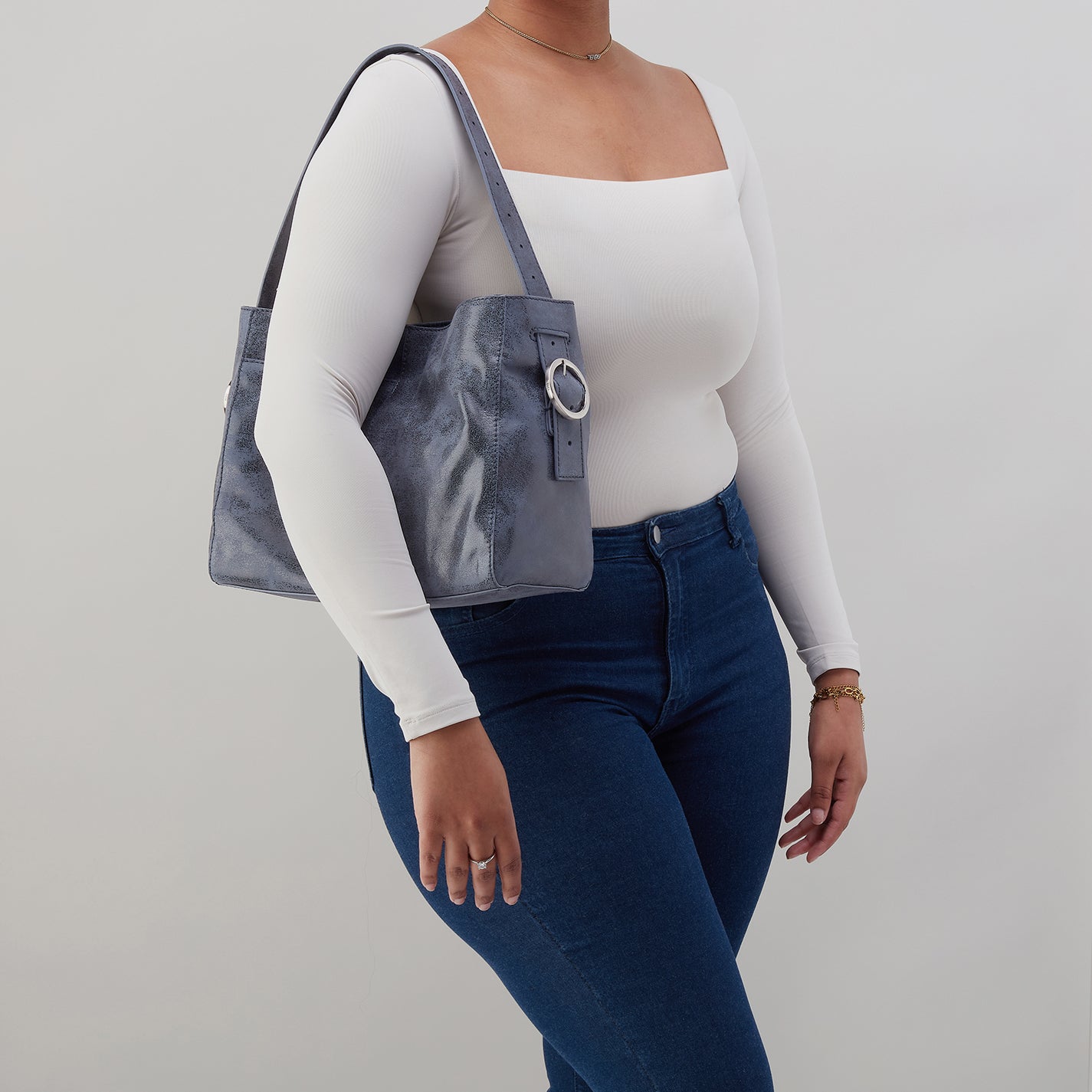 Render Shoulder Bag in Buffed Leather - Indigo Sky – HOBO