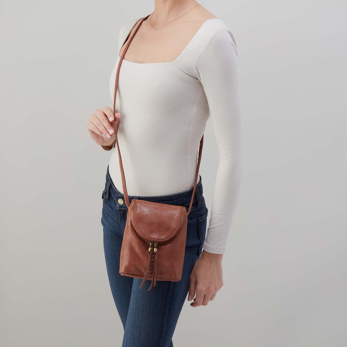Fern Crossbody in Buffed Leather - Burnished Saddle – HOBO