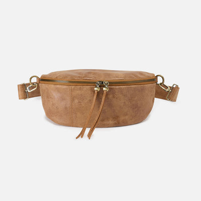 Hunter Medium Belt Bag In Buffed Leather - Whiskey