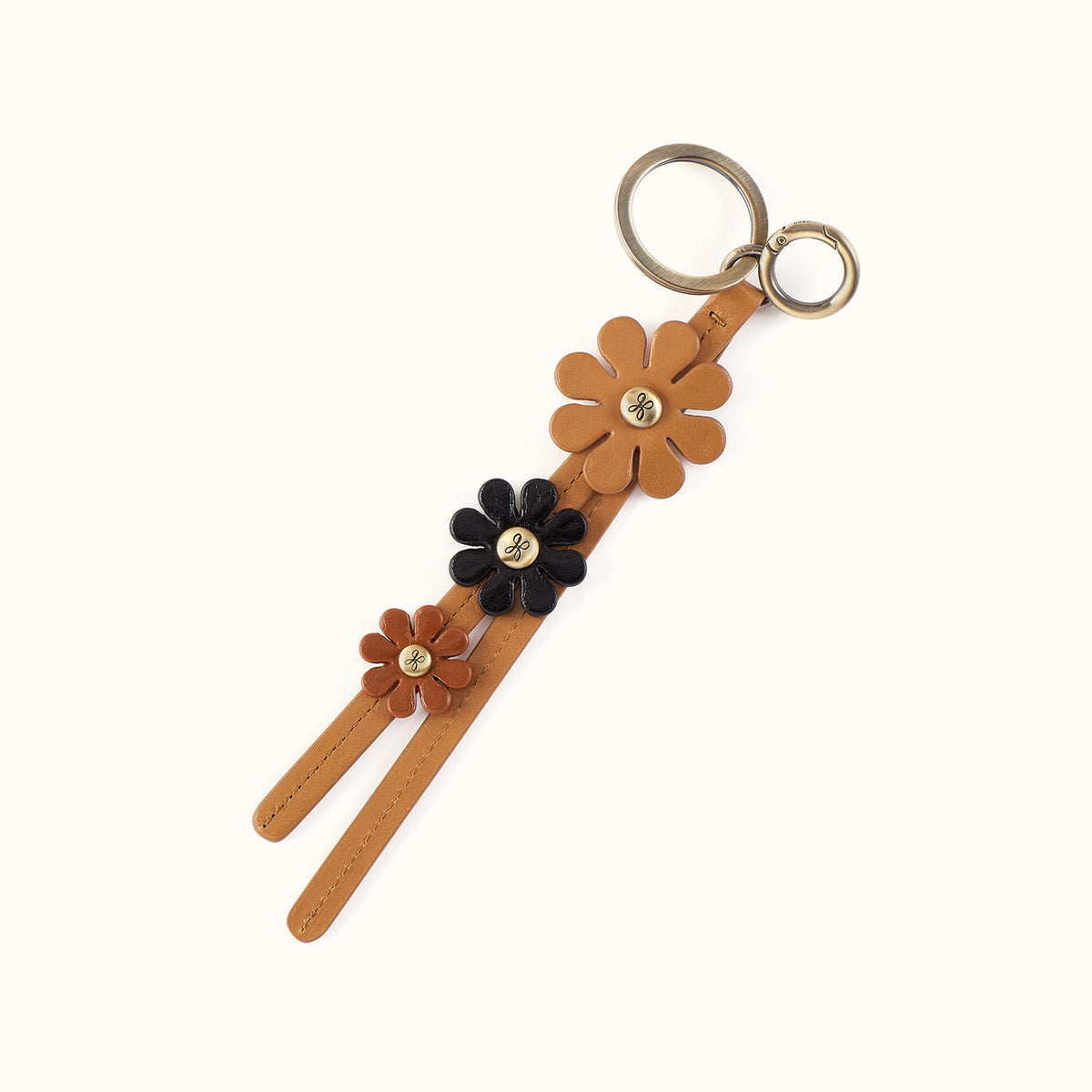 Triflower Keychain In Polished Leather - Natural- FOL