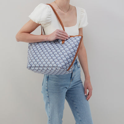 All That Tote in Coated Canvas - Soft Ocean