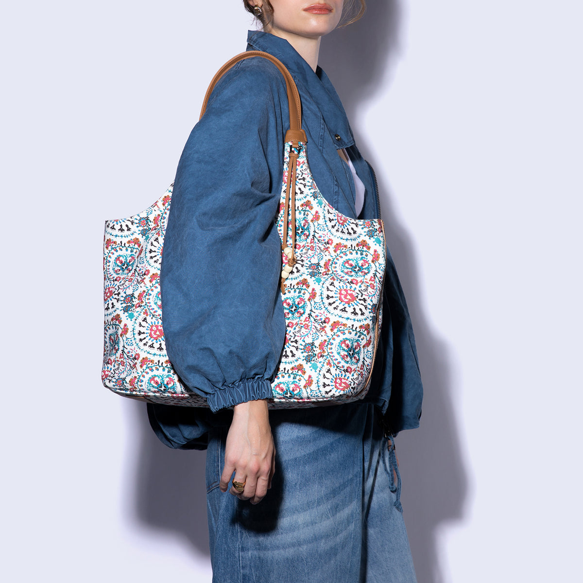 La Jolla Tote in Cotton Canvas - Batik Blooms Canvas