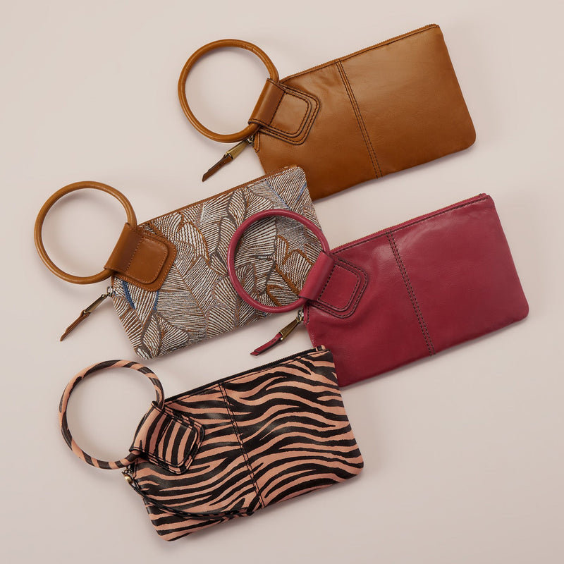 Sable Wristlet in Tapestry Fabric With Leather Trim - Feather Tapestry