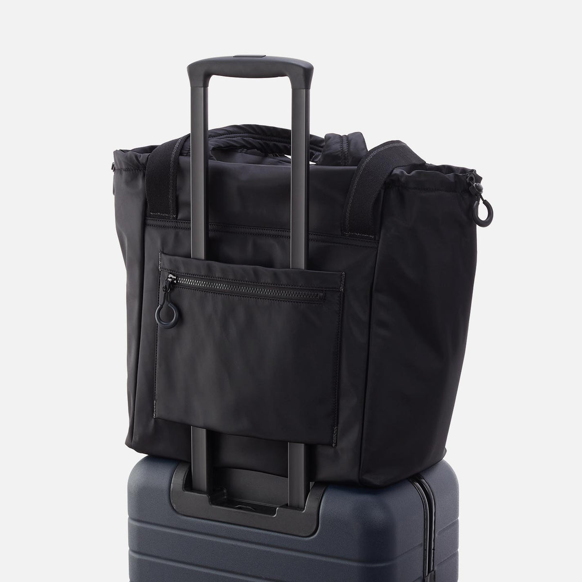 PLACES TO GO Tote in CaRefiber recycled nylon - Teal