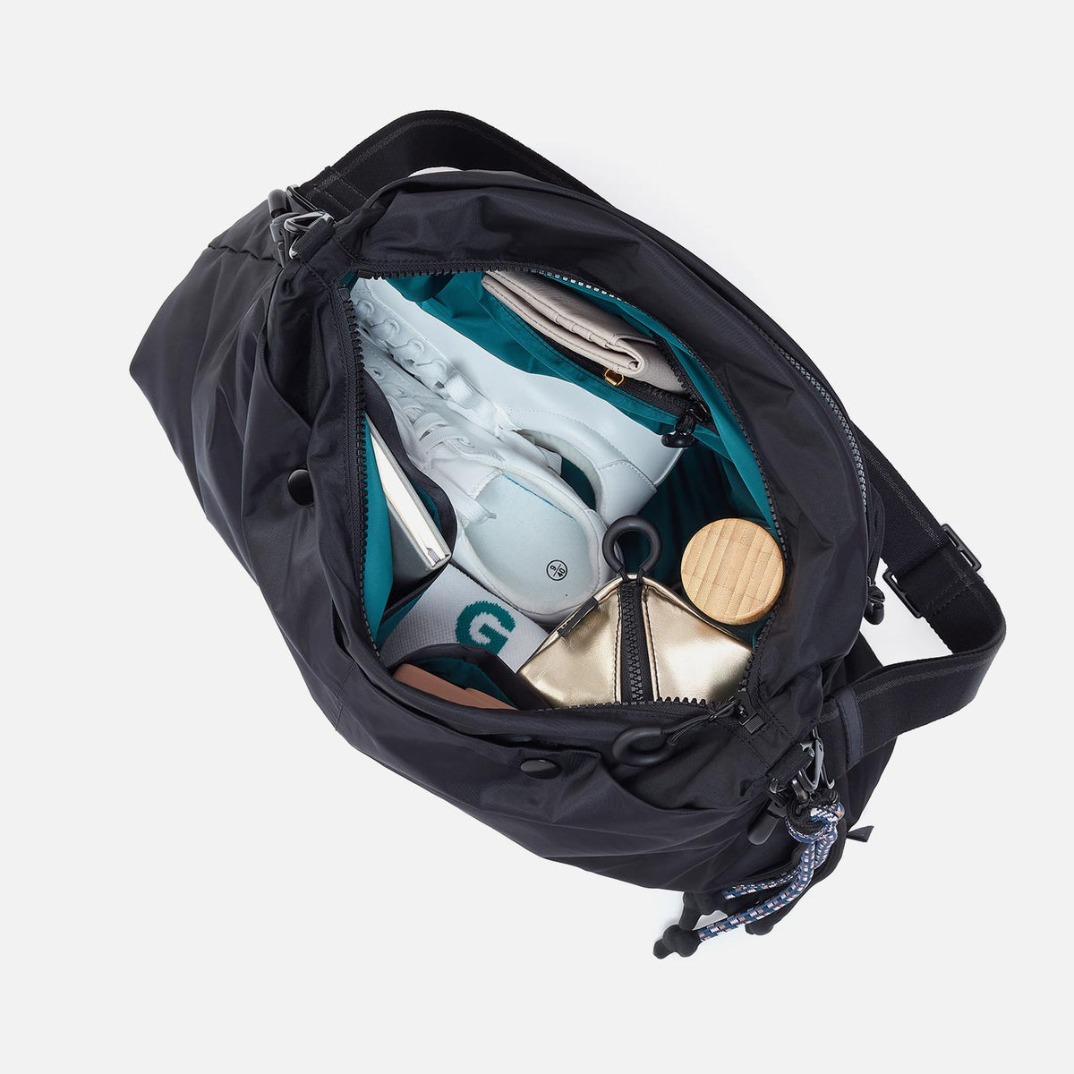 THE BIG DRAW Crossbody in CaRefiber recycled nylon - Jet