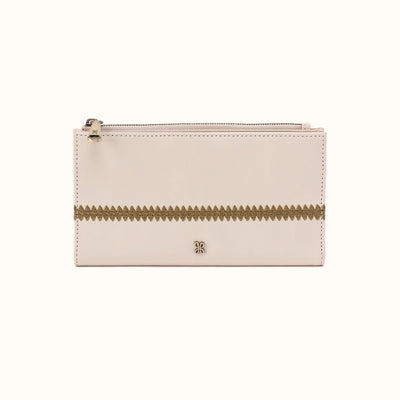 Jill Large Bifold Wallet In Polished Leather - Pale Flax