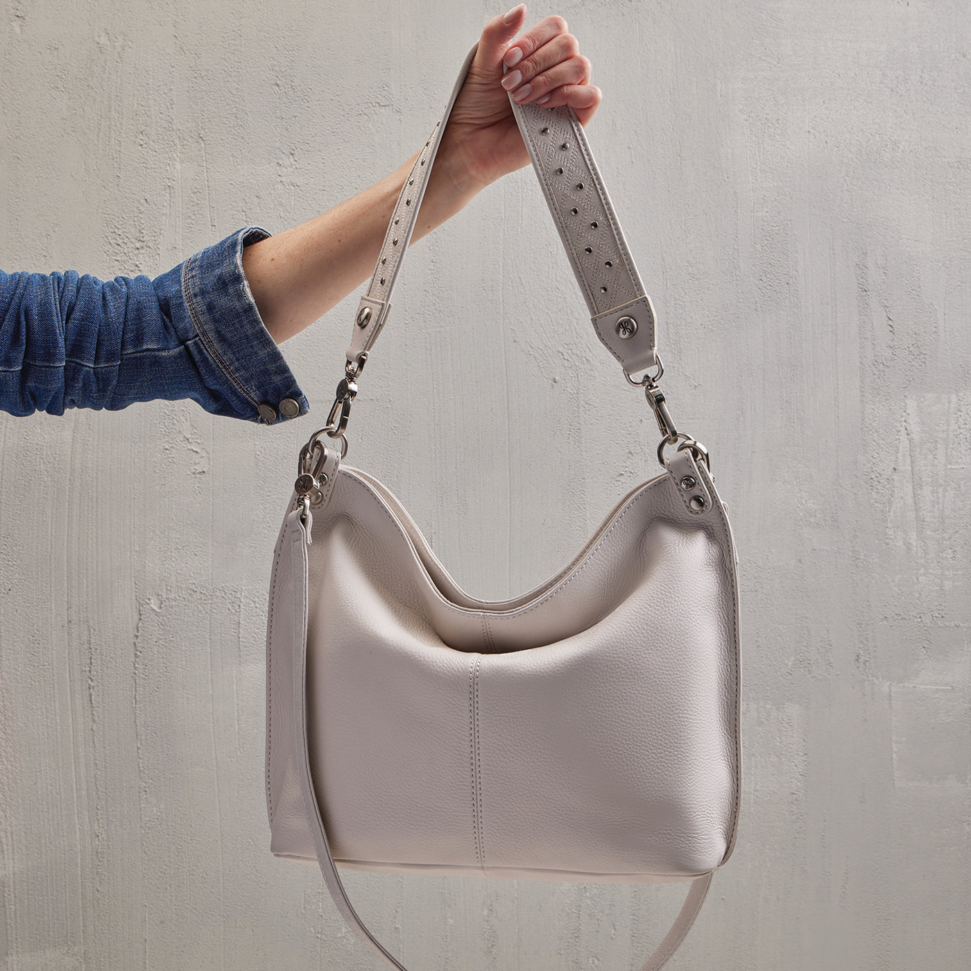 Pier Shoulder Bag in Pebbled Leather White HOBO