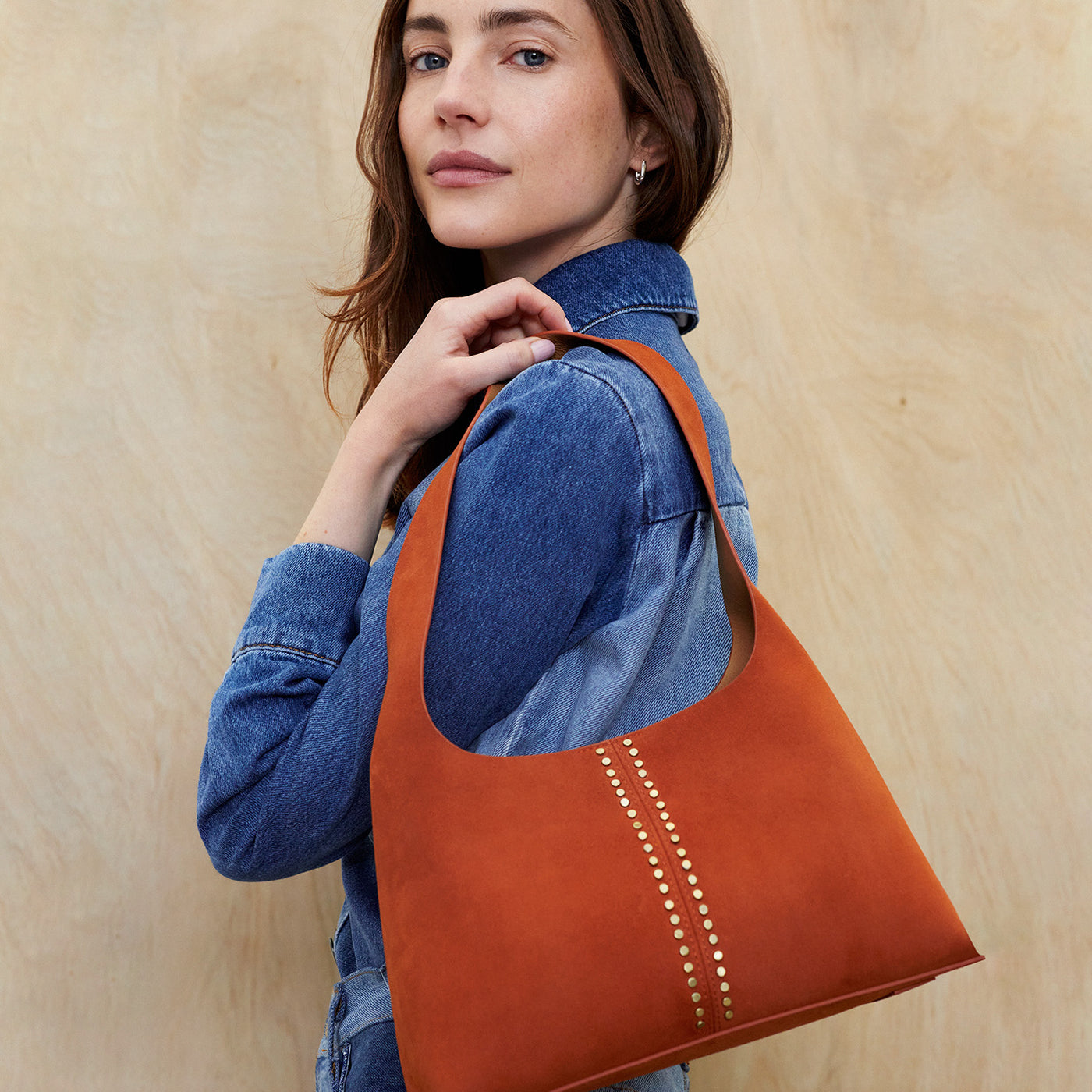 Hobo Tripp Tote - Suede Cognac