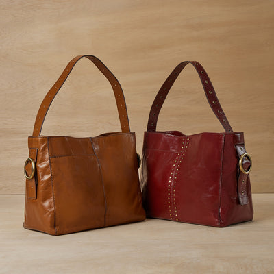 Render Shoulder Bag in Polished Leather With  Studs - Henna