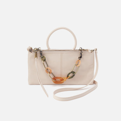 Sable Crossbody With Charm In Polished Leather - Pale Flax