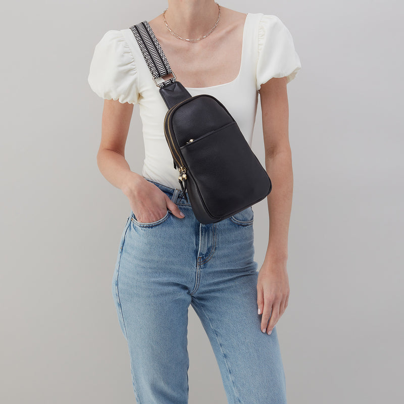 Cass Sling in Pebbled Leather - Black