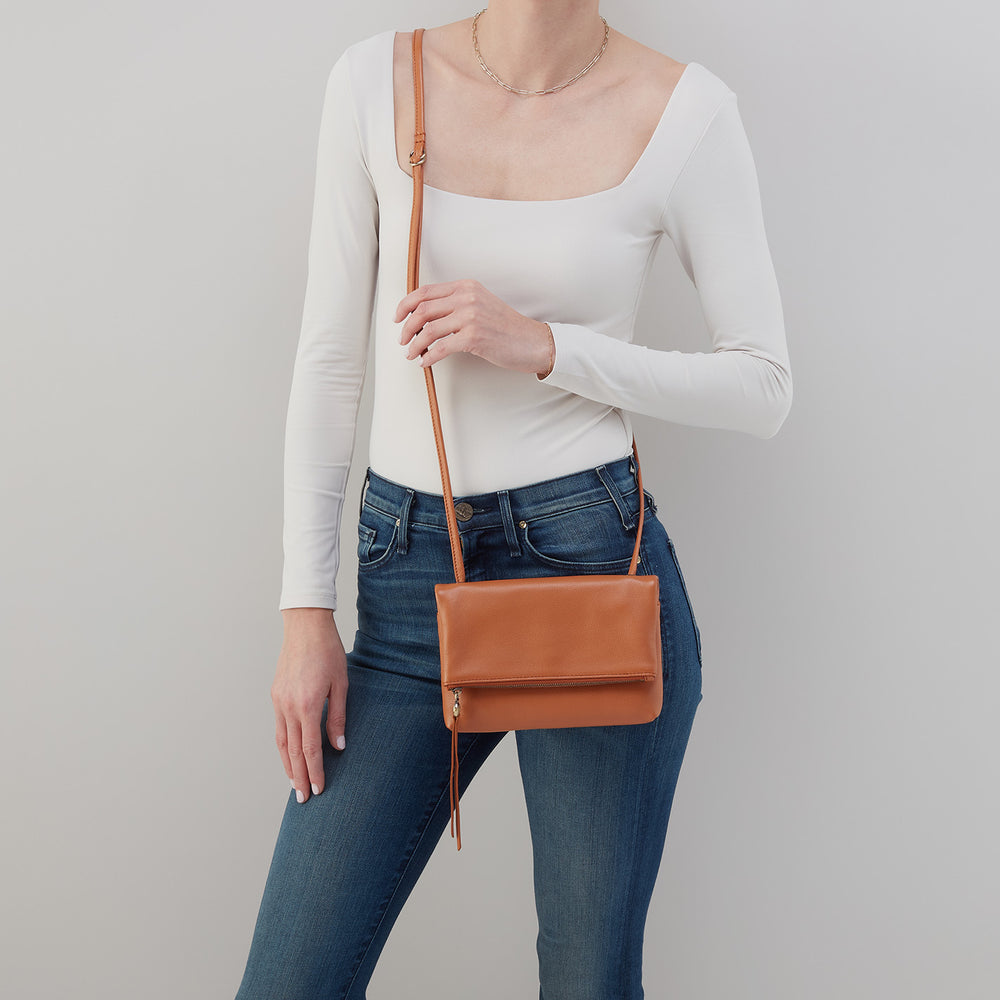 Grant Small Crossbody In Pebbled Leather - Ivy – HOBO Grant Small Crossbody In Pebbled Leather - Ivy – HOBO