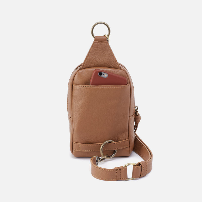 Cass Small Sling In Pebbled Leather - Brown Sugar