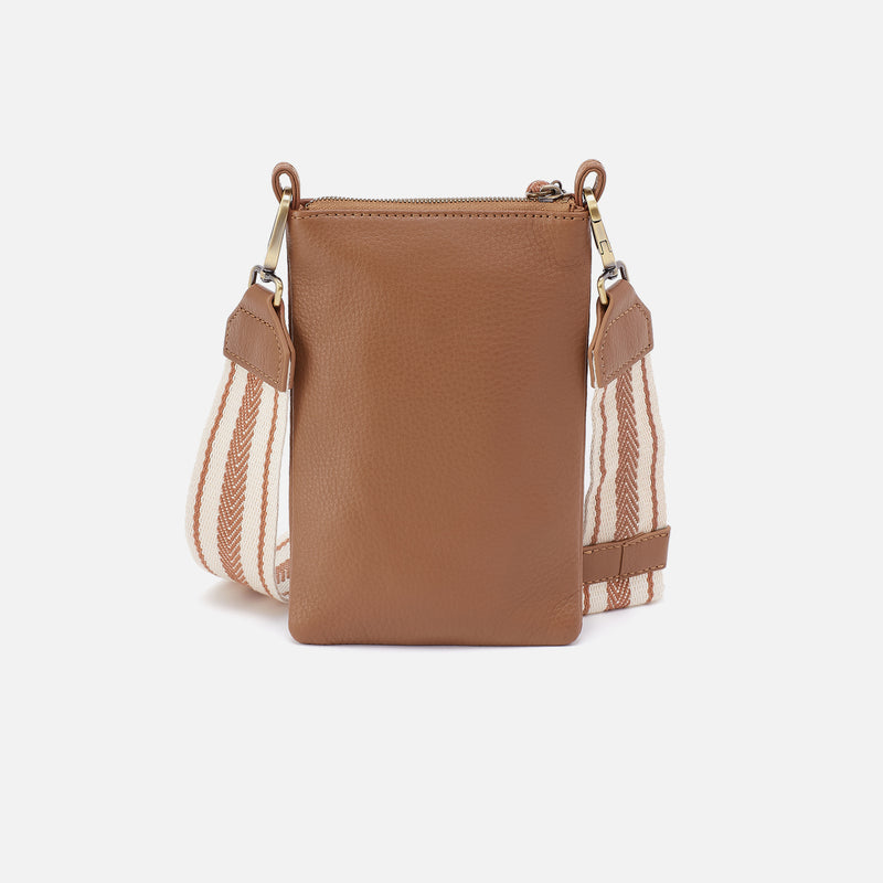 Cass Phone Crossbody In Pebbled Leather - Brown Sugar