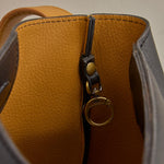 Rayna Shoulder Bag in Double-Faced Leather - Black