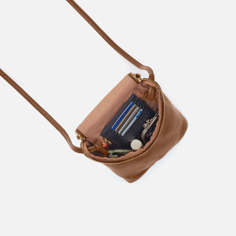 Fern Crossbody In Pebbled Leather - Timber Brown