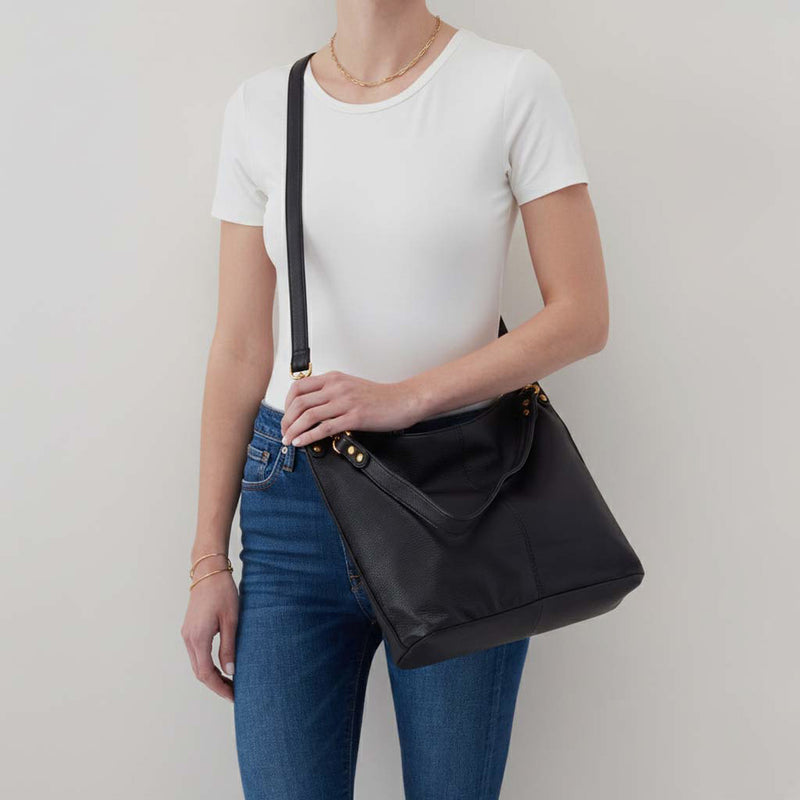 Pier Shoulder Bag In Pebbled Leather - Black
