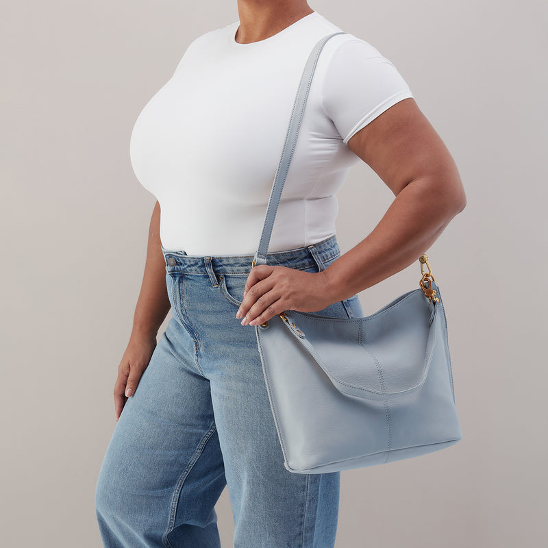 Pier Shoulder Bag In Pebbled Leather - Indigo Cloud