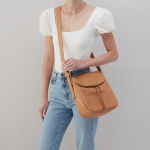 Fern North-South Crossbody in Pebbled Leather - Sandstorm