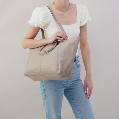 Sheila East-West Tote in Pebbled Leather - Taupe