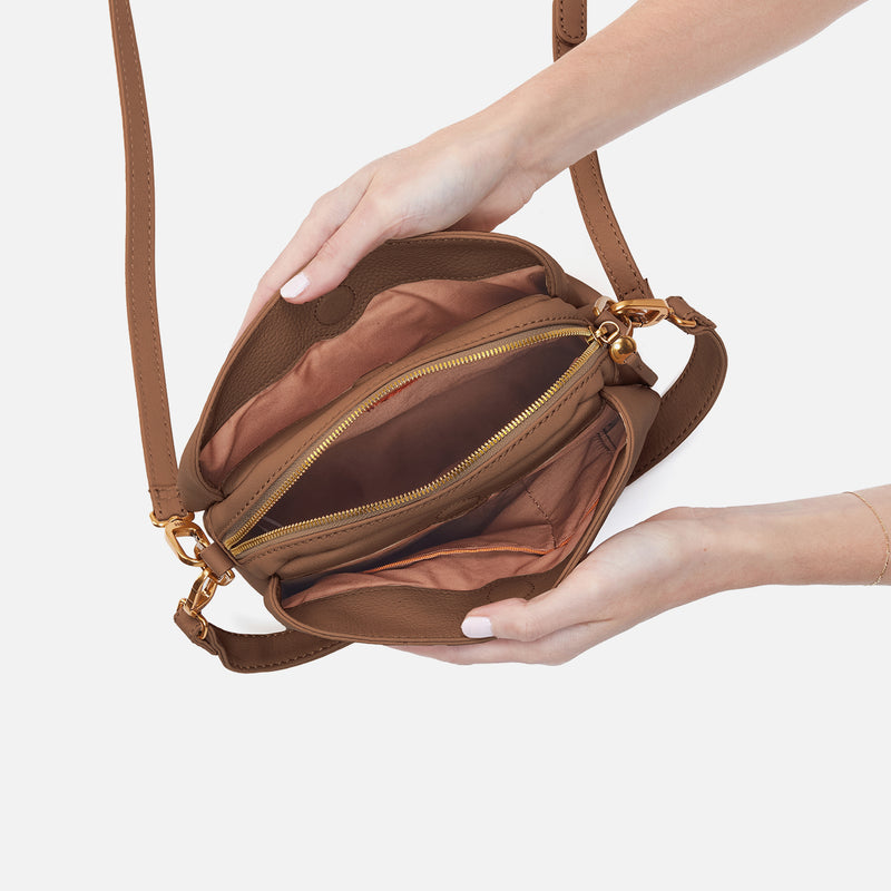 Starr Convertible Shoulder Bag In Pebbled Leather - Timber Brown