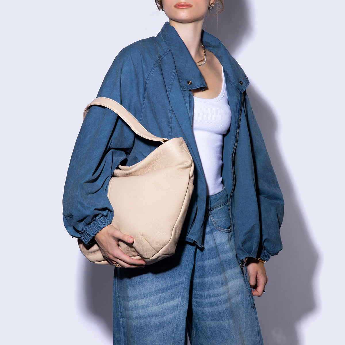 Harley Hobo In Pebbled Leather - Stonewash