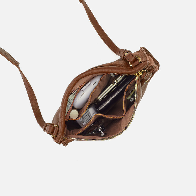 Austin Medium Crossbody In Pebbled Leather - Timber Brown
