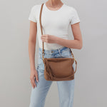 Kori Crossbody In Pebbled Leather - Timber Brown
