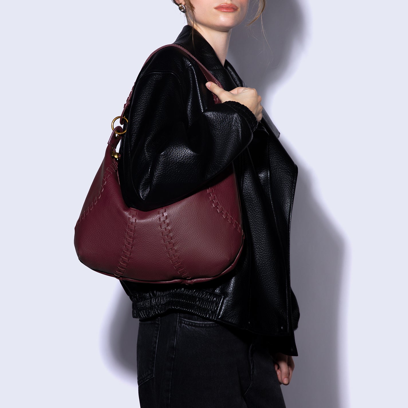 Opal Shoulder in Pebbled Leather - Mulberry Glaze – HOBO
