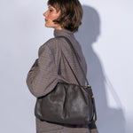 Isabelle Shoulder In Pebbled Leather - Hearthstone