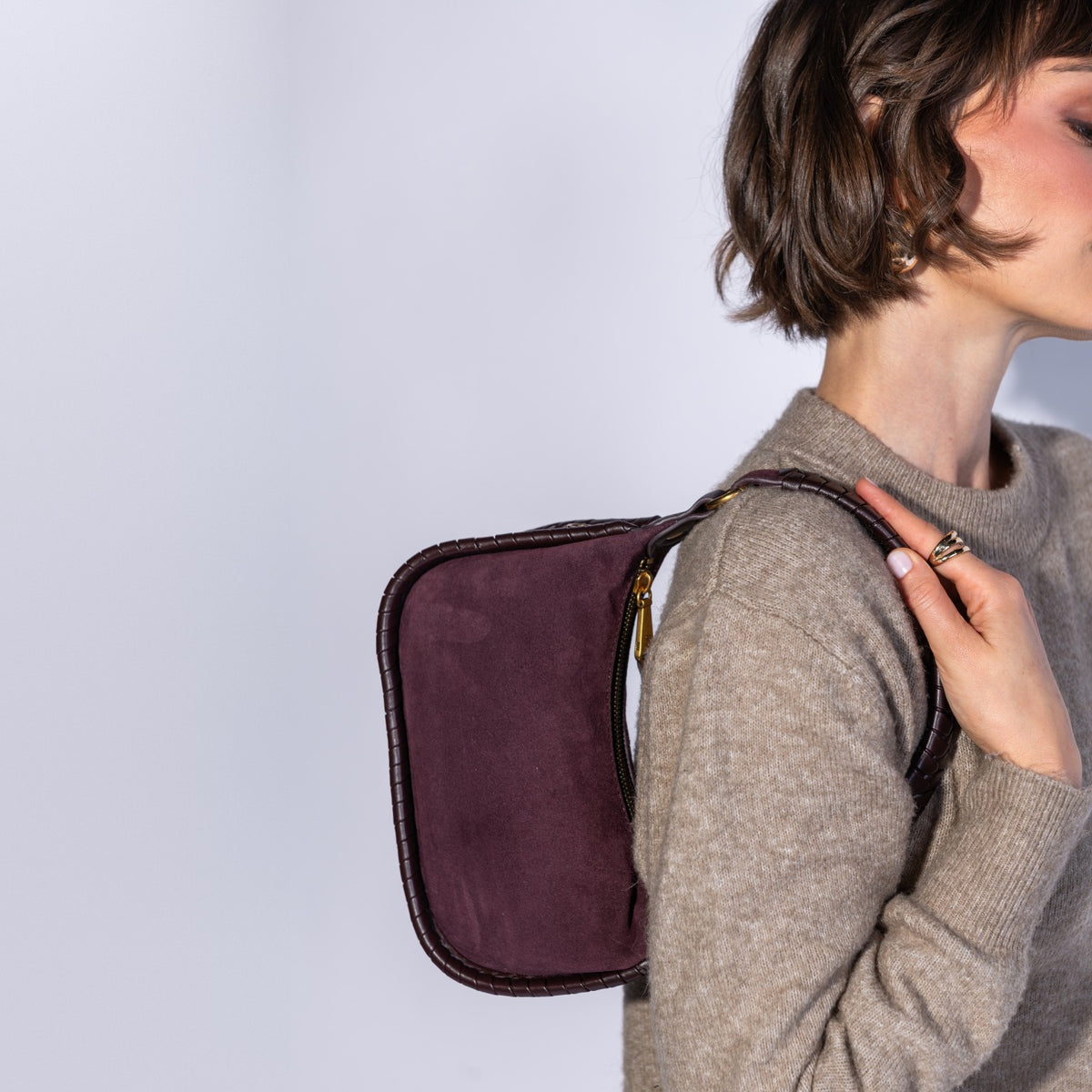Mia Crescent Small Hobo In Suede Leather - Dark Cherry
