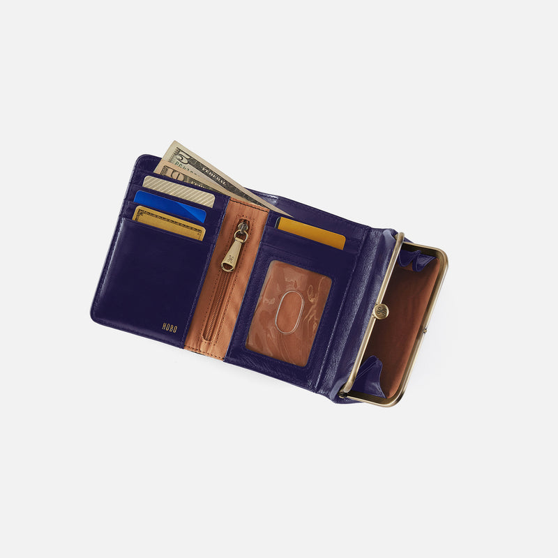 Robin Compact Wallet in Polished Leather - Winter Violet