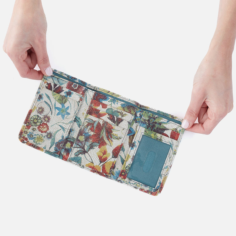 Jill Trifold Wallet in Printed Leather - Botanic Print