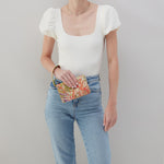 Jill Wristlet in Printed Leather - Tropic Print