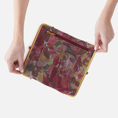 Lauren Clutch-Wallet in Printed Leather - Abstract Foliage