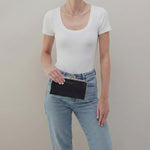 Lauren Clutch-Wallet In Polished Leather - Black