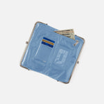 Lauren Clutch-Wallet In Polished Leather - Faded Denim