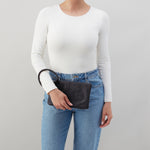 Sable Wristlet In Polished Leather - Black