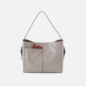 Render Shoulder Bag in Polished Leather - Light Grey