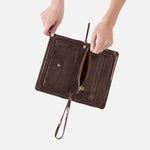 Evolve Wristlet in Polished Leather - Hearthstone