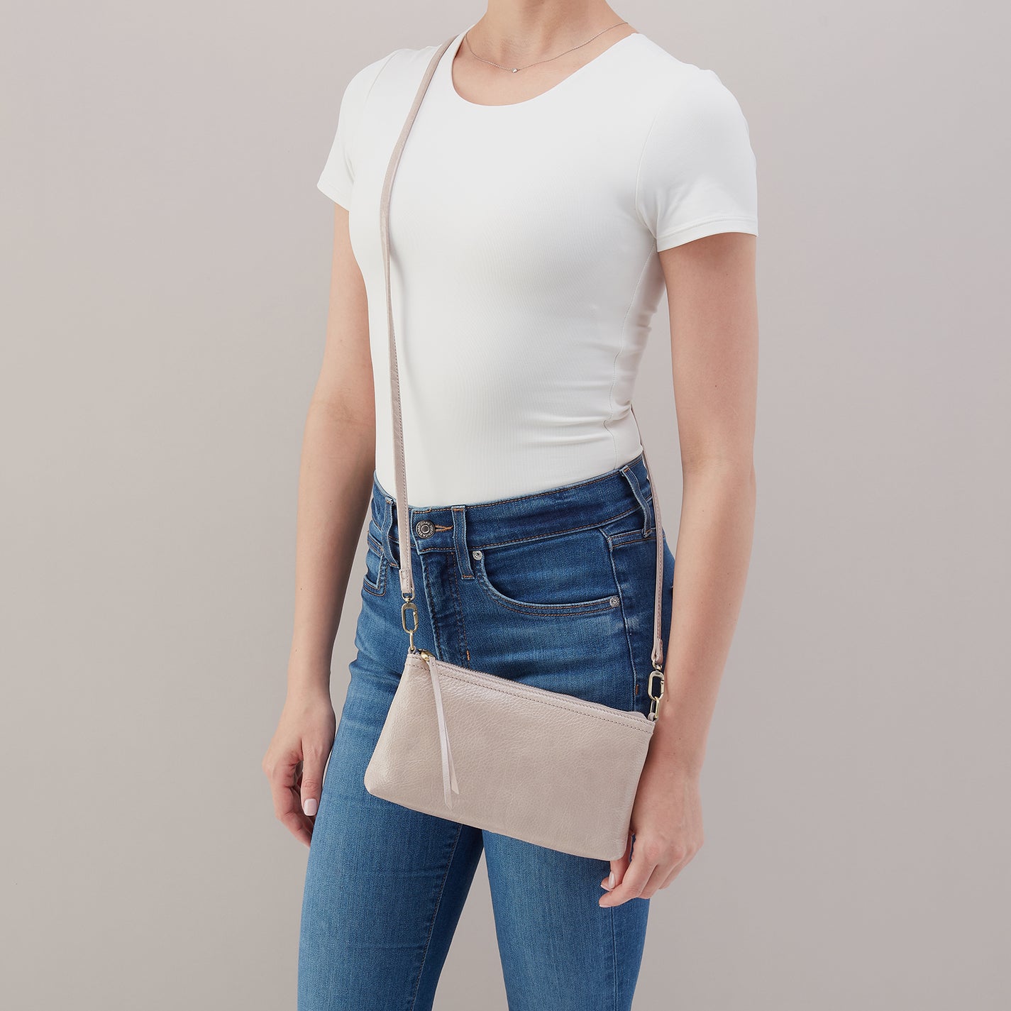 Darcy Crossbody In Gloss Leather - Stone Gloss – HOBO