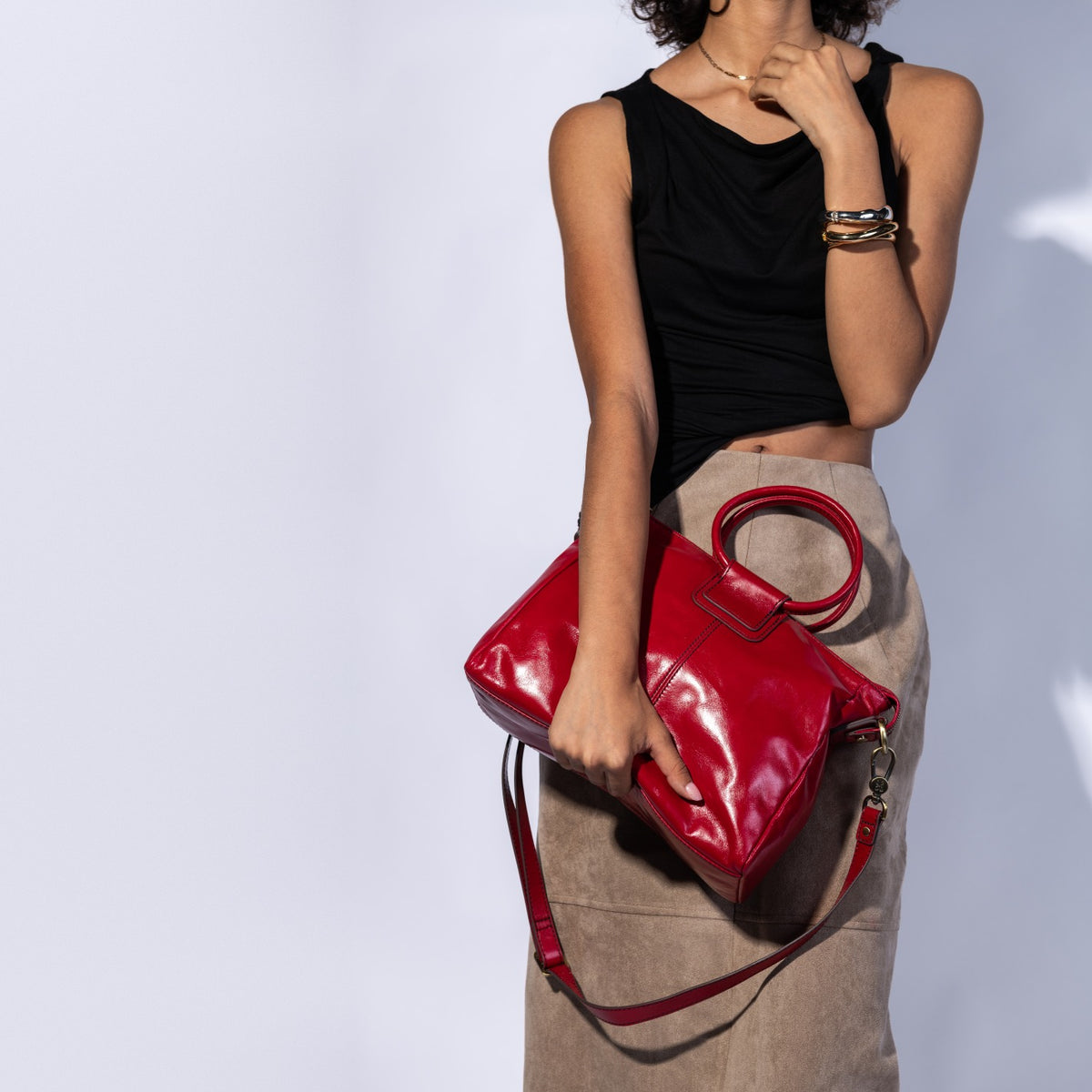 Sheila Medium Satchel In Polished Leather - True Red
