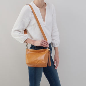 Ashe Crossbody in Polished Leather - Natural