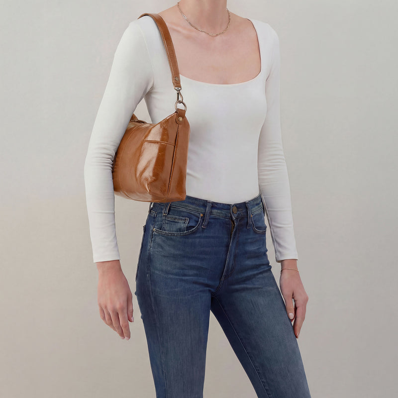 Avon Shoulder Bag In Polished Leather - Truffle