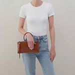 Sable Crossbody In Polished Leather - Truffle