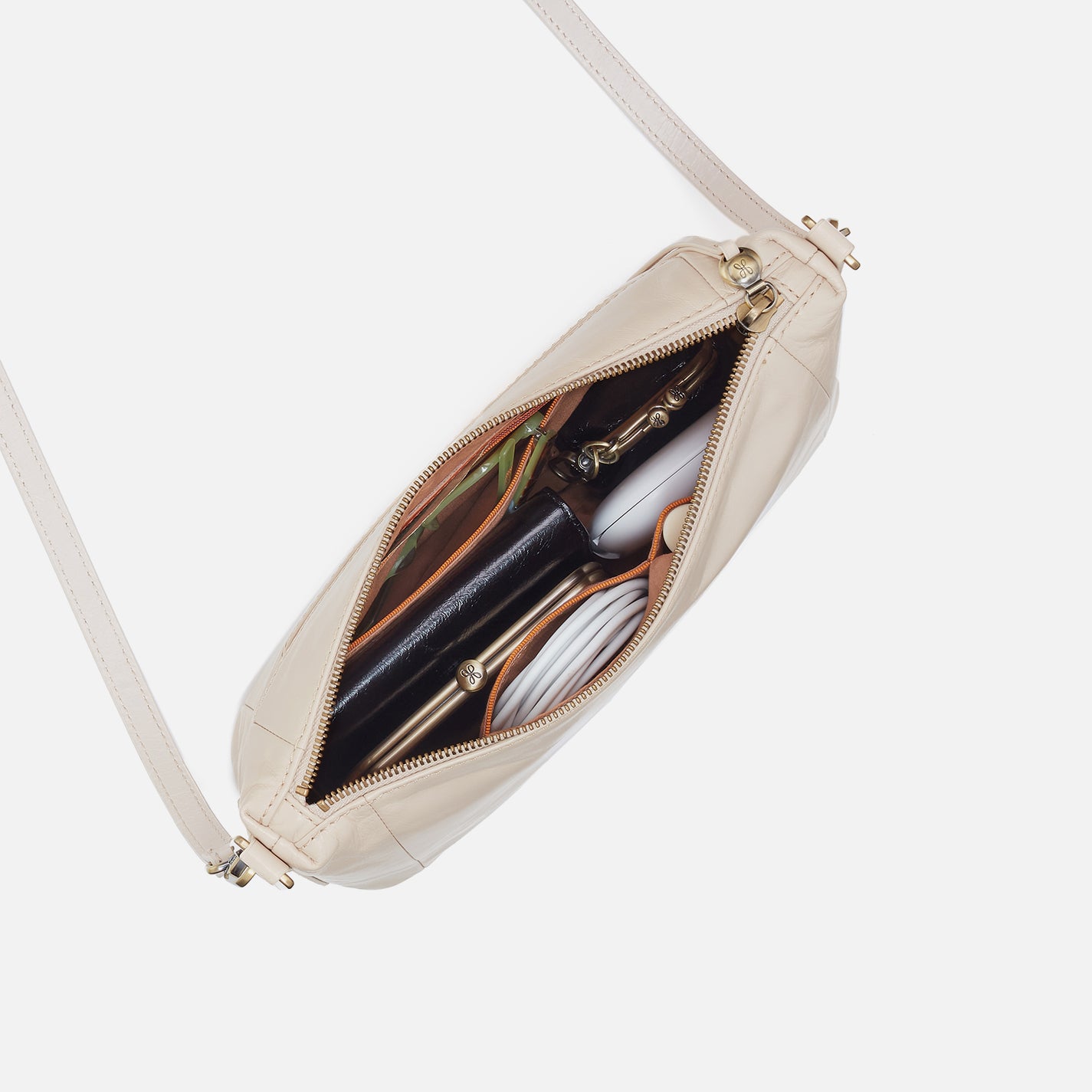 Darcy Carry-All Crossbody In Polished Leather - Pale Flax – HOBO