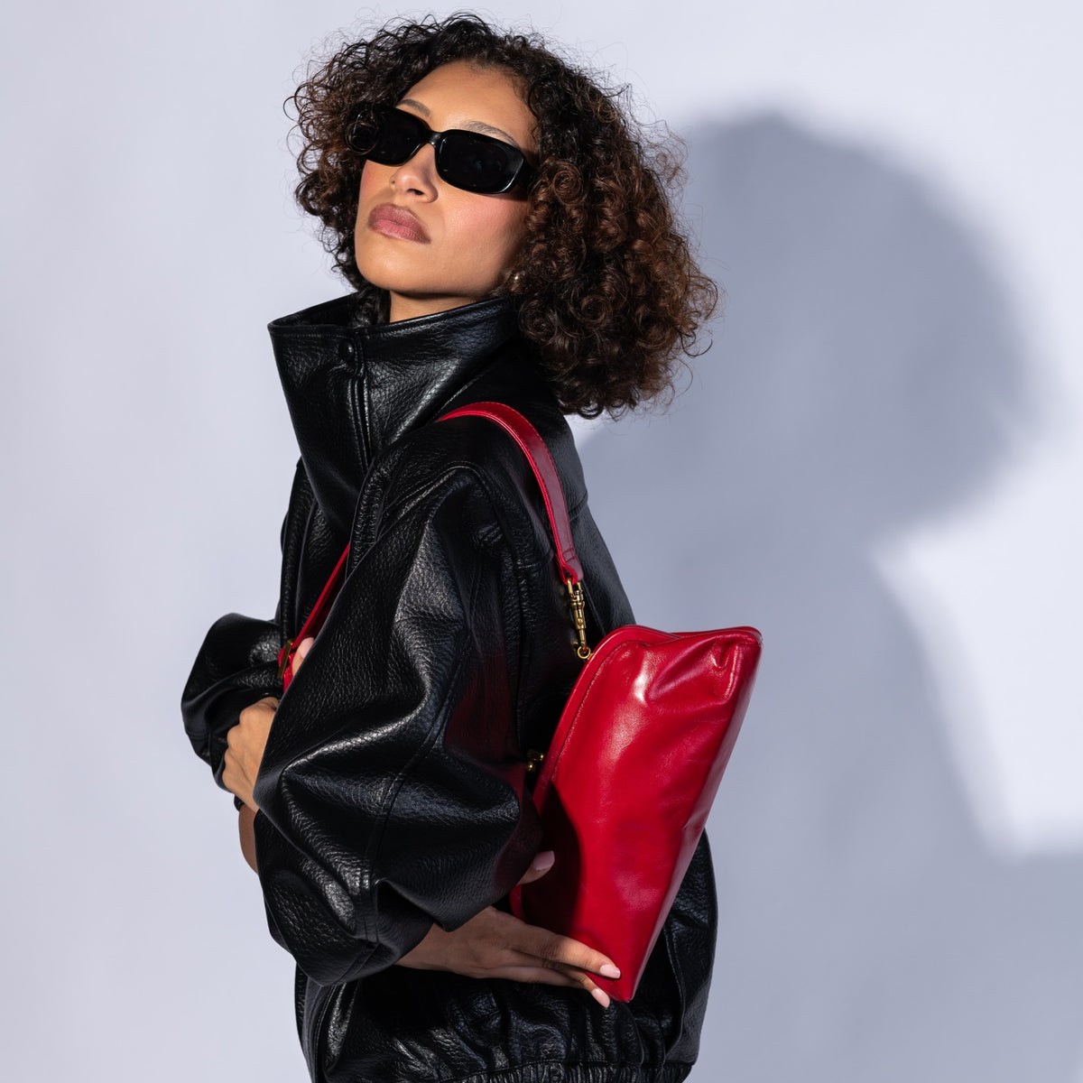 Alba Frame Small Shoulder In Polished Leather - True Red